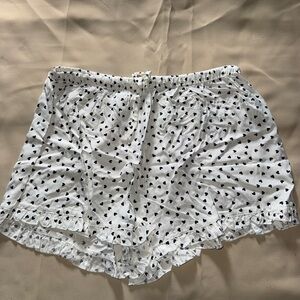 White Heart Print Women's Shorts